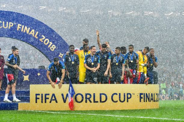 波尔图的执 波尔图的执